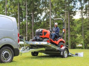 Debon Roadster Platform Tilting Trailer, 3.03m x 1.76m, 1,300kg, Braked, Single Axle