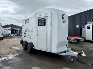 Cheval Liberte Touring XL with Tack Room, Alloy Wheels & Stainless Steel Tie Bar