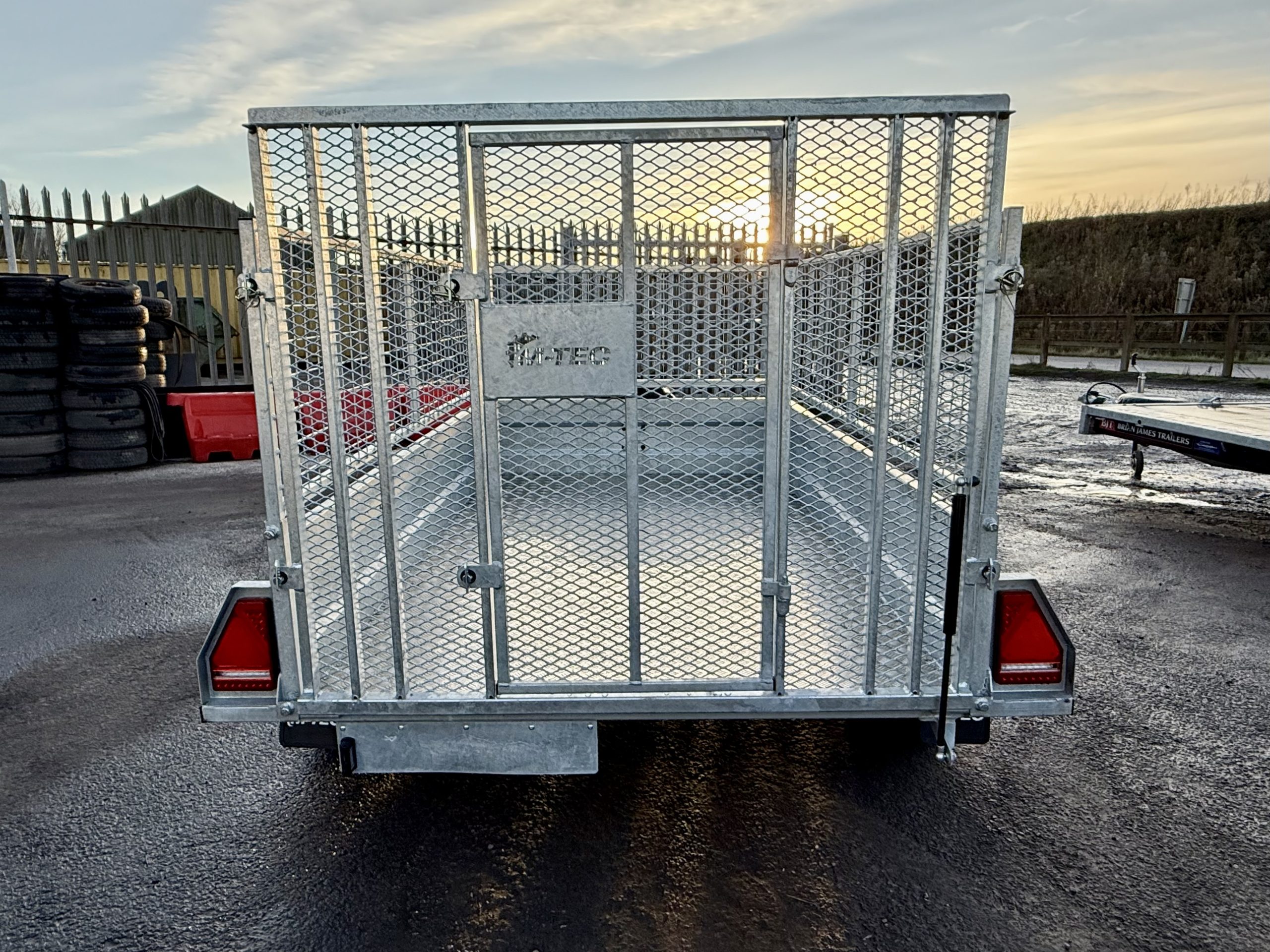 M-TEC General Purpose, 8FT X 5FT, 2,700kg, 2 Axle, 13" Wheels - Image 4