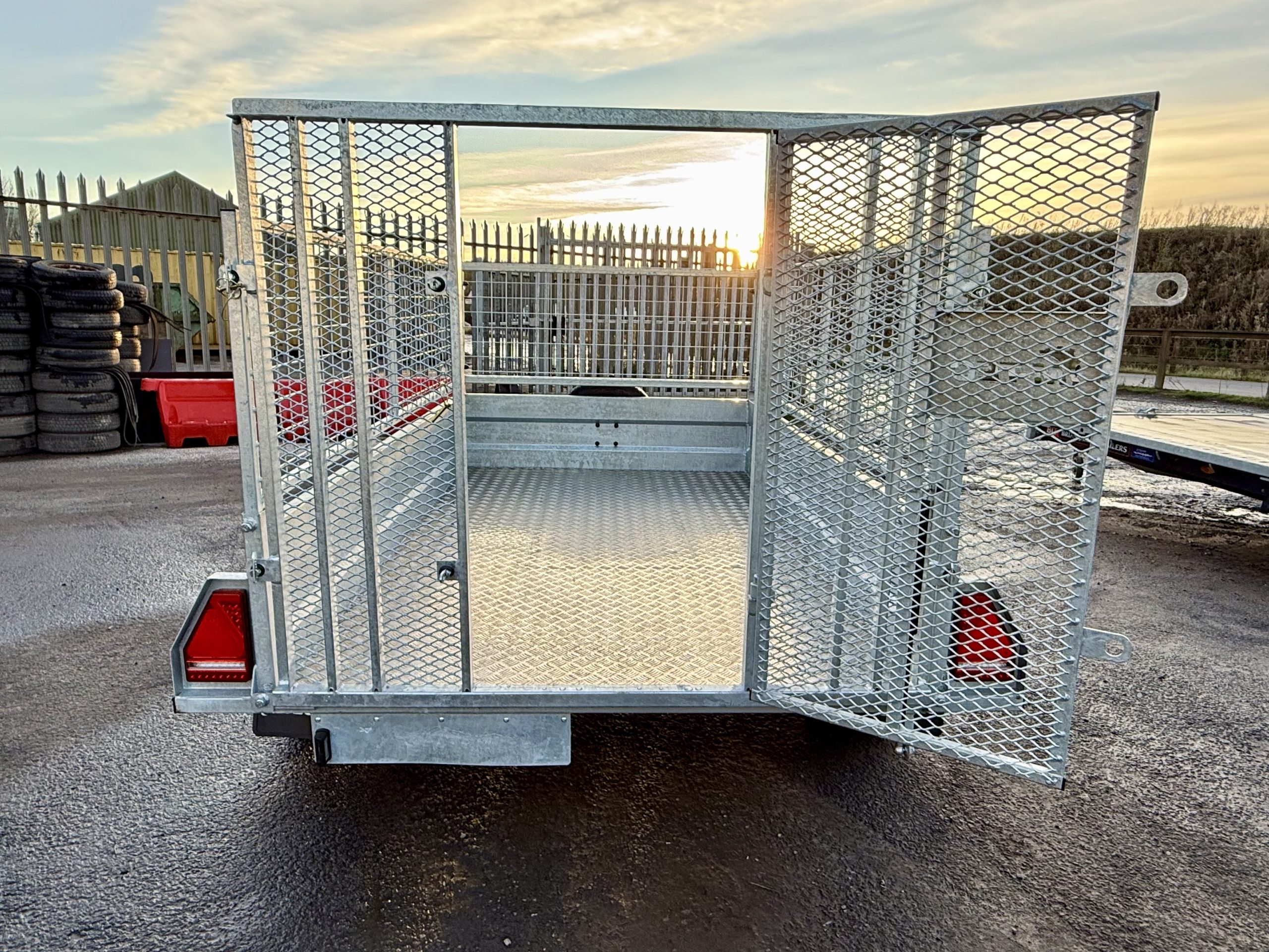 M-TEC General Purpose, 8FT X 5FT, 2,700kg, 2 Axle, 13" Wheels - Image 10