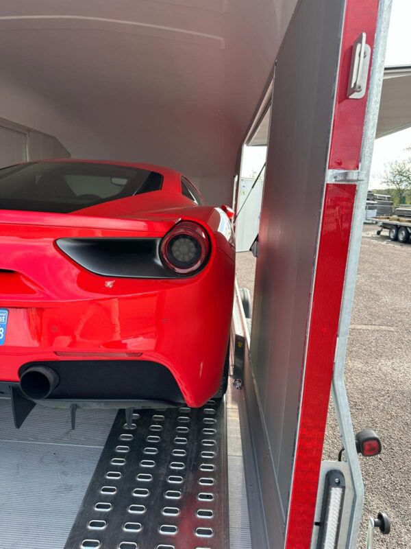 Debon Roadster C2000 Enclosed Car Transporter - Image 8