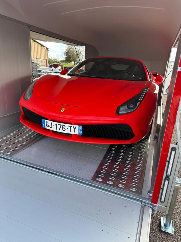 Debon Roadster C2000 Enclosed Car Transporter - Image 12