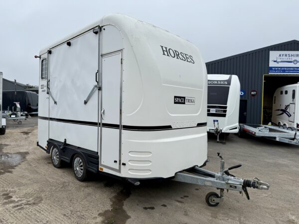 2018 Equi-Trek Space-Treka L