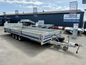 Ex-Demo 2026 Brian James Connect 5.5m x 2.29m, 3500kg, 3 Axle, 10" Wheels With Upgraded Headboard, Dropsides, Manual Hydraulic Tilt-Bed and Full Width Ramp
